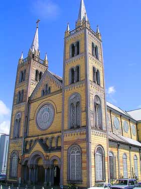 Foto6-31-03-2004.jpg (19445 bytes)